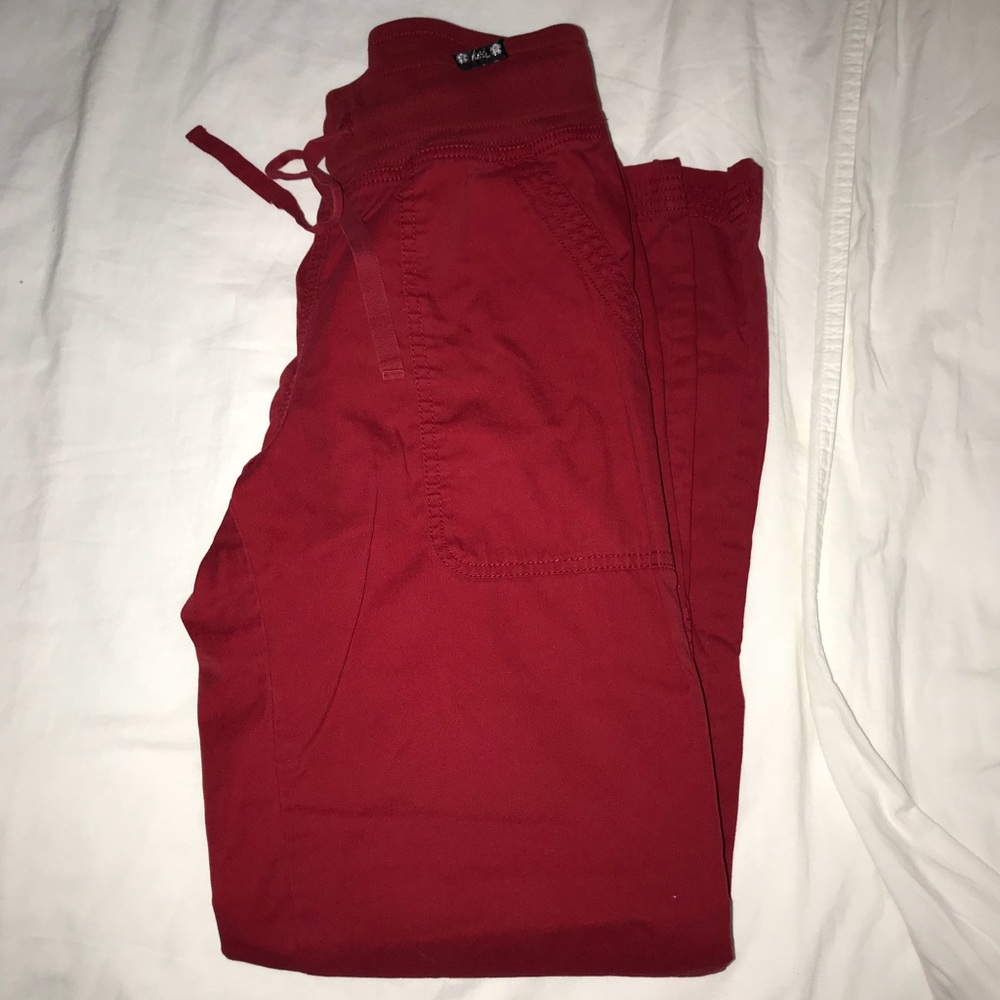 Koi Scrub Set